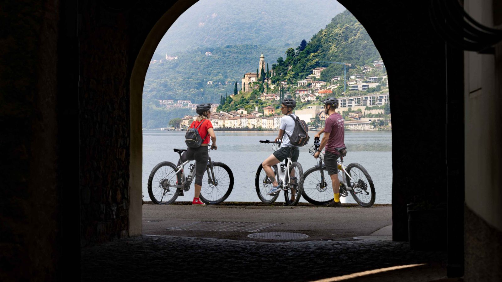 Vista su Morcote, uno dei borghi più belli della Svizzera